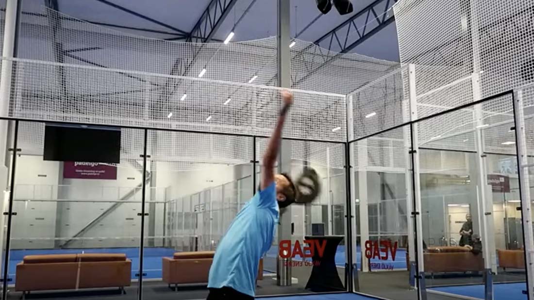 How To Kick Smash Padel